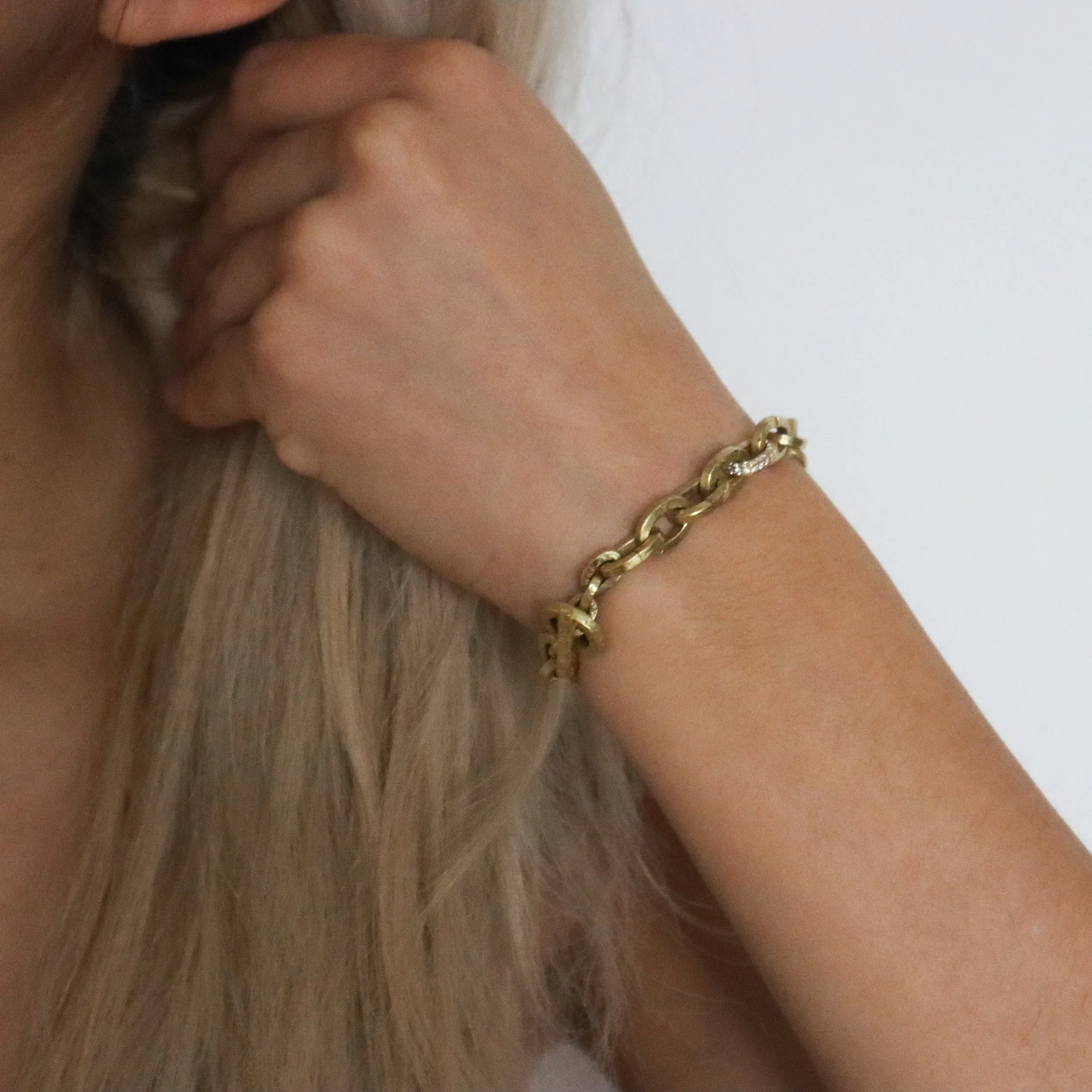 Small Gold and Diamond Links Bracelet